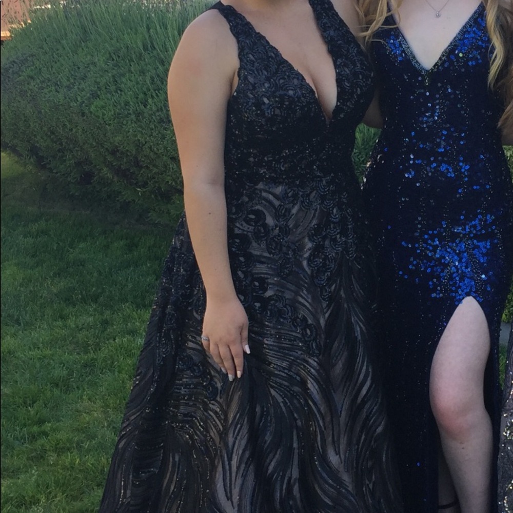 Jovani sequins prom ball gown - Picture 4 of 7